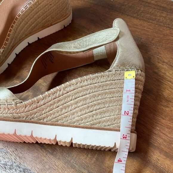 Gentle Souls Gold Elyssa Easy T-Strap Wedge Espadrilles - Picture 10 of 11